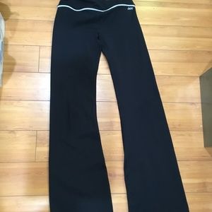 Lorna jane bootleg legging size medium